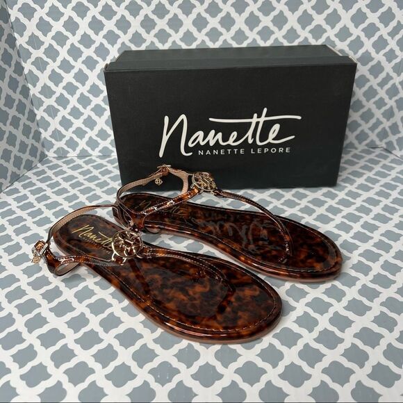 Nanette Lepore Shoes - NANETTE Lepore Women Taylor Notay31 Tortoise Brown Flat thong Sandals Size 8M